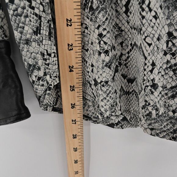 Vtg CACHE Top Womens Sz M Black Snakeskin Print Silk Faux Leather Button Up 90s - Picture 10 of 13